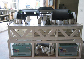 計器板の組立部品検具