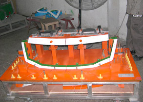 格子組立部品検具